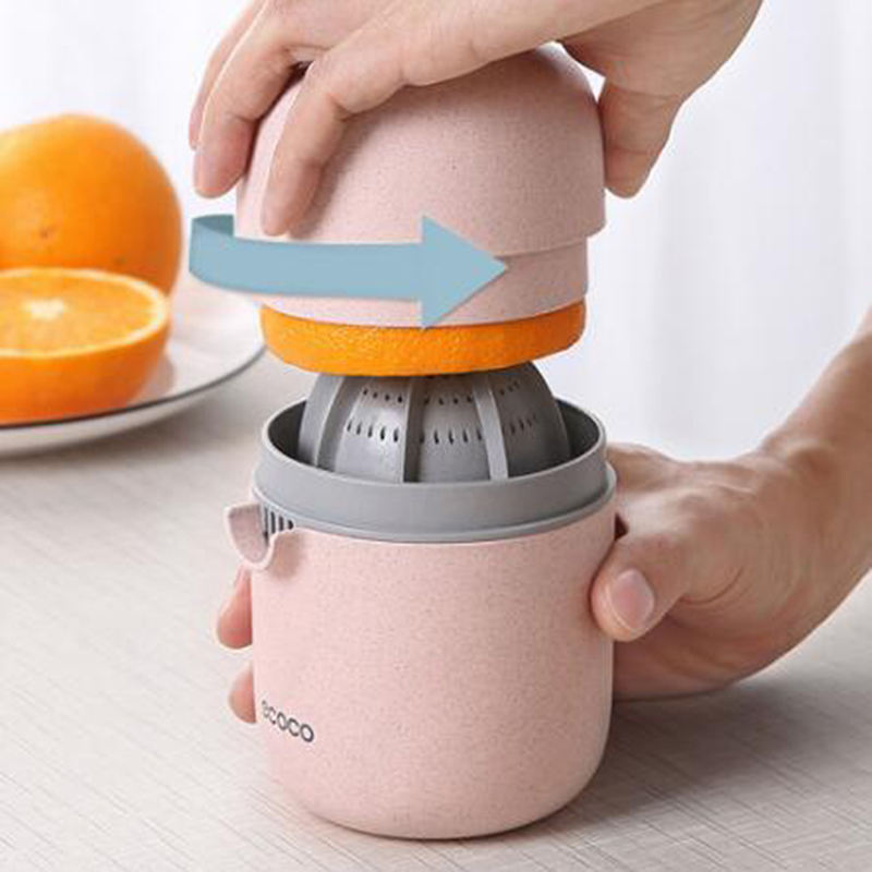 Manual juicer, small fruit juicer, portable pomegranate and orange juicer, hand-pressed lemon juicer